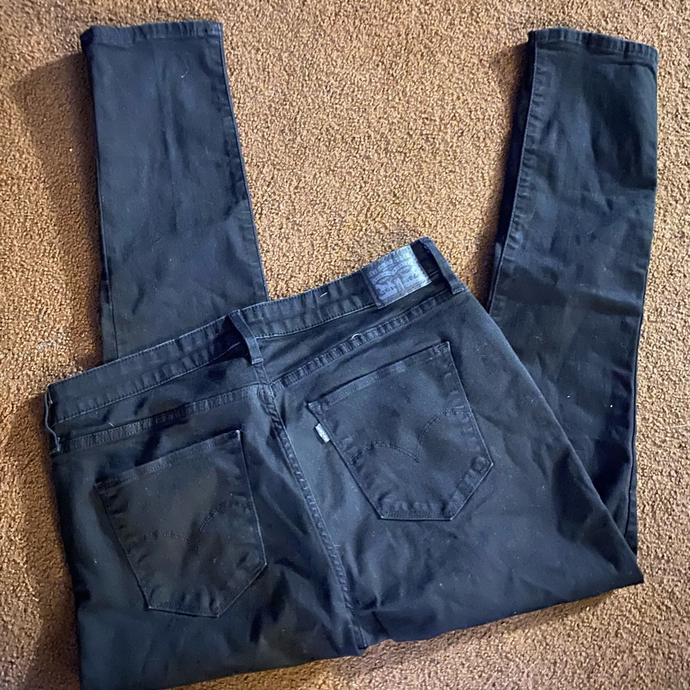 Women’s size 34 Levi’s High Rose Skinny Jeans